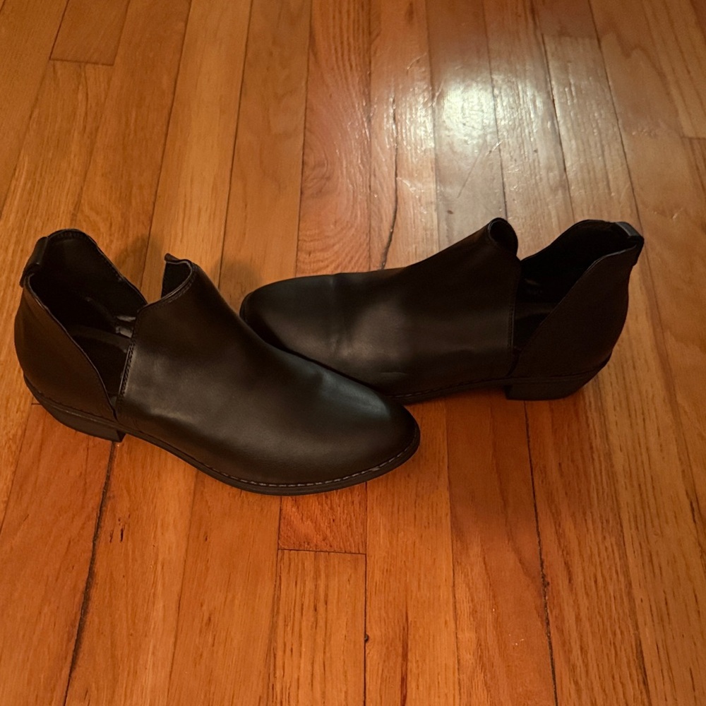Women’s Black Leather Booties